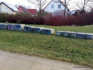 Sitzsteine Schönauer Welle